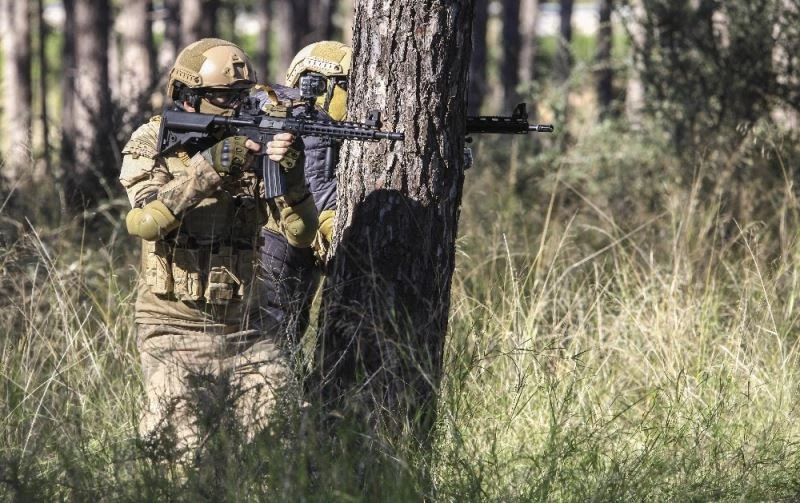 Savaş simülasyonu ile stres atıyorlar
