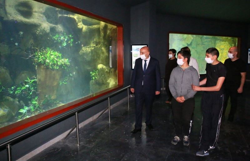 Keçiören Belediyesinden Deniz Dünyası’nda 3D sinemalı sömestr hediyesi
