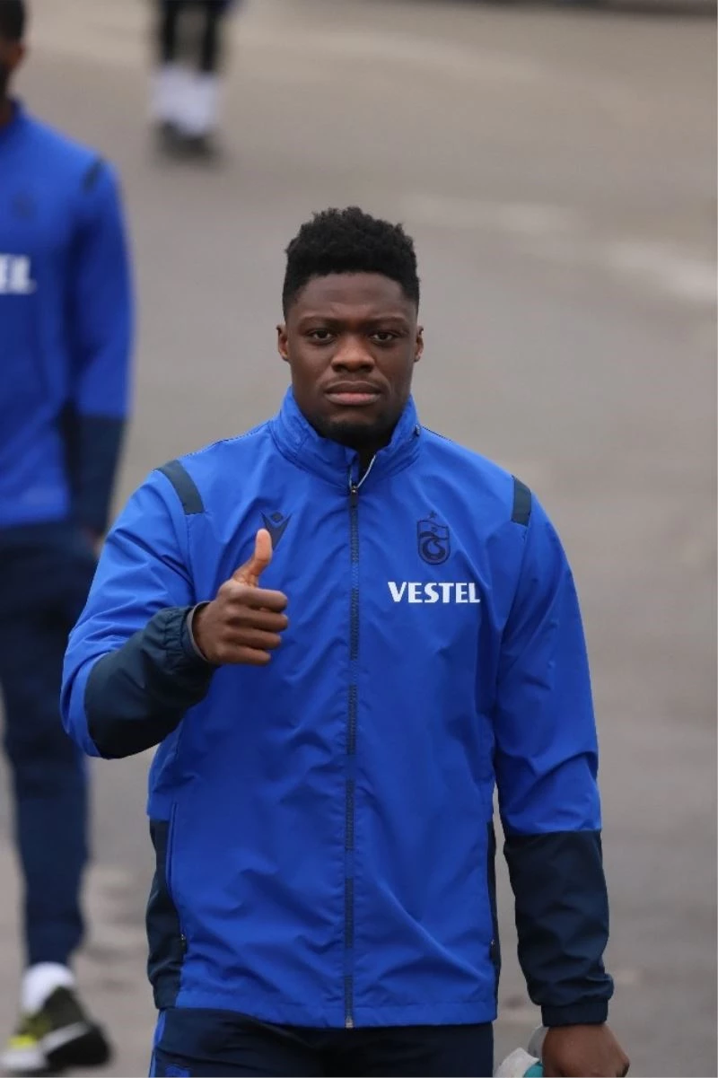 Ekuban kendini aştı
