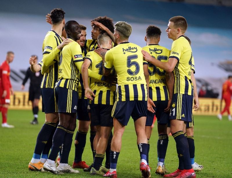 Fenerbahçe puan ortalamasında zirveye ortak oldu
