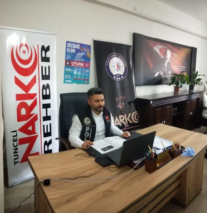 Tunceli’de öğretmenlere “Narkorehber ” eğitimi
