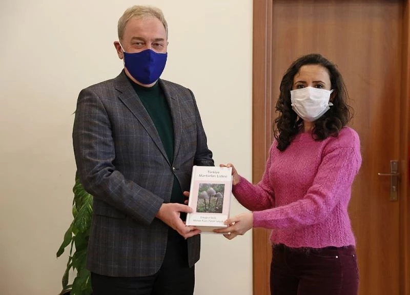 Cumhurbaşkanlığı himayesinde hazırlanan kitaba KSBÜ desteği
