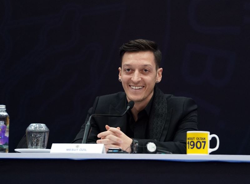 Fenerbahçe’nin yeni transferi Mesut Özil: 