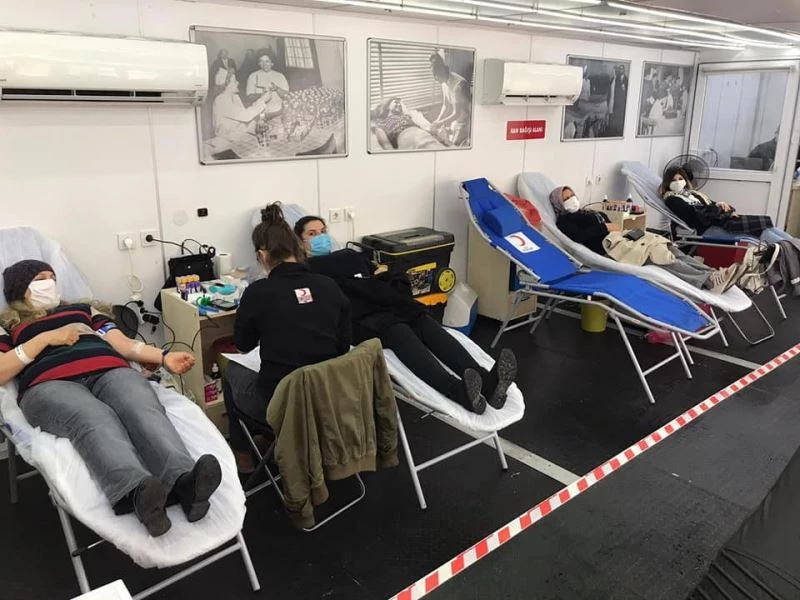 Karacasu Belediye Başkanı İnal’dan kan bağışı
