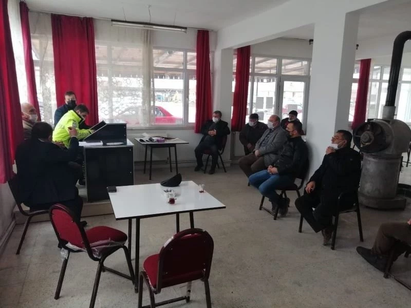 Emet’te şoförlere eğitim
