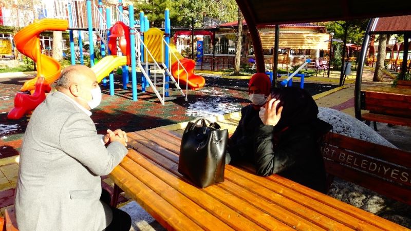 Başkan Ahmet Arı, maske denetimine çıktı
