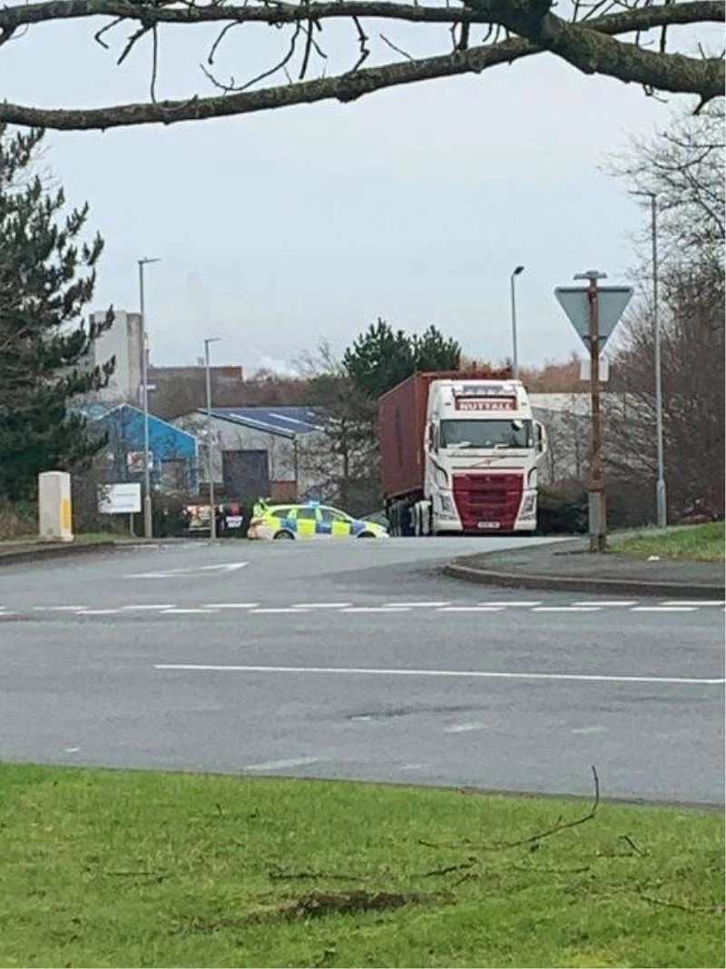 Galler’de Oxford-AstraZeneca aşısının üretildiği tesiste şüpheli paket ihbarı
