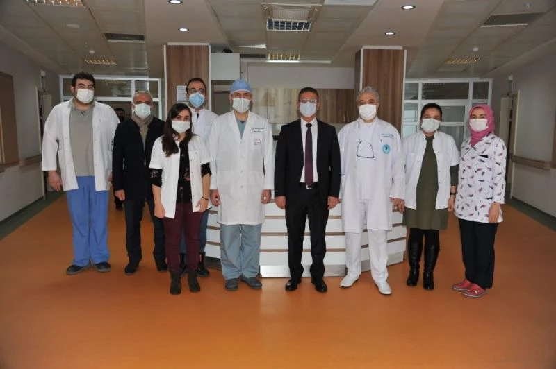 Rektör Prof. Dr. İlter Kuş’tan BAÜN hastanesine ziyaret
