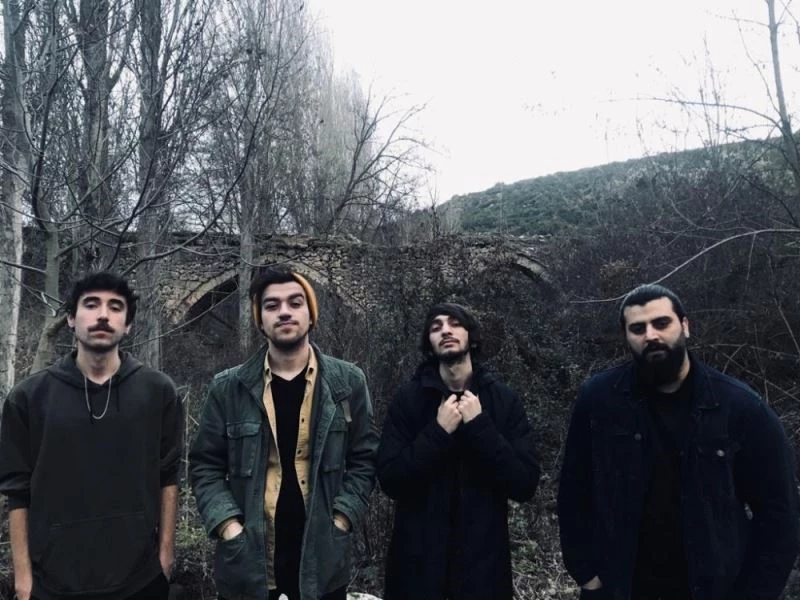 Bilecikli gençlerden oluşan Zaman Meselesi grubunun ‘Pollyana’ şarkısı büyük beğeni topladı
