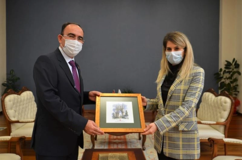 Genel Sekreter Bayrakçı’dan Rektör Beydemir’e ziyaret
