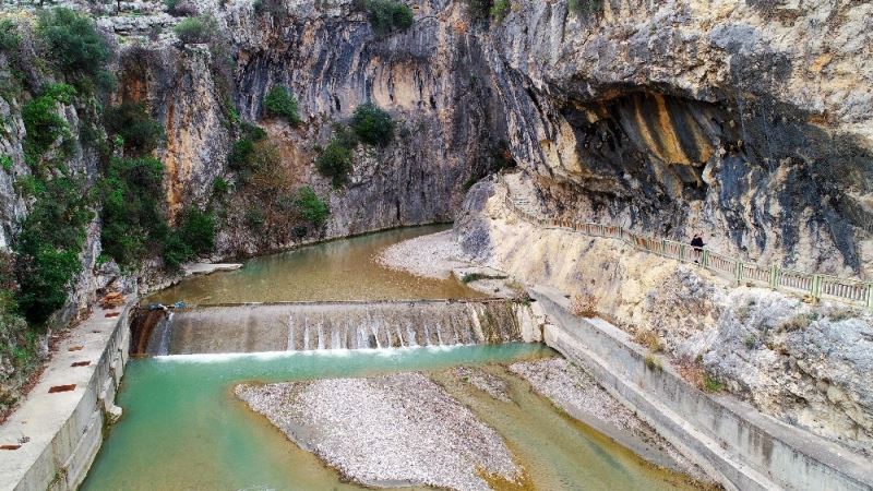 Kapıkaya Kanyonu görsel şölen sunuyor
