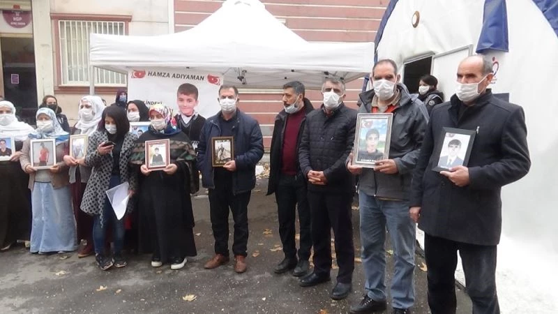 Diyarbakır’da evlat nöbeti tutan ailelerden HDP’li Beştaş’a tepki
