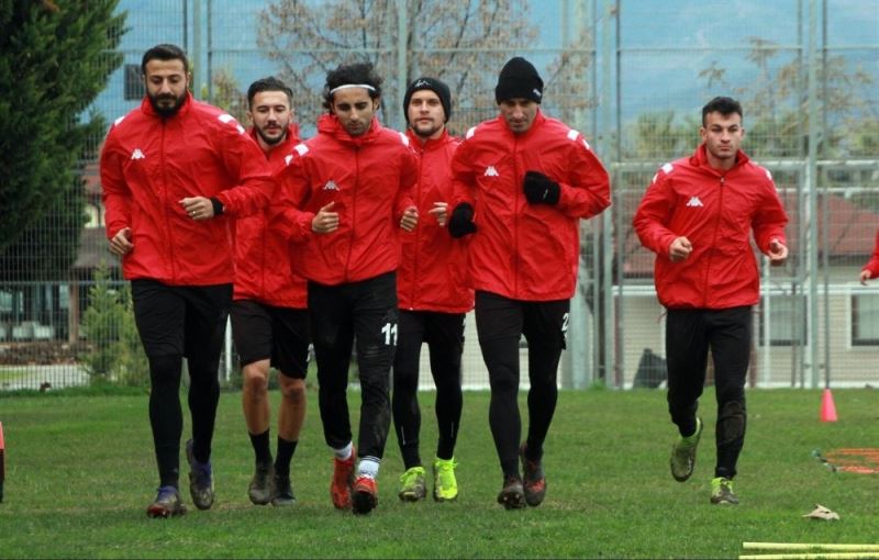 Gölcükspor, lider Soma’ya hazırlanıyor
