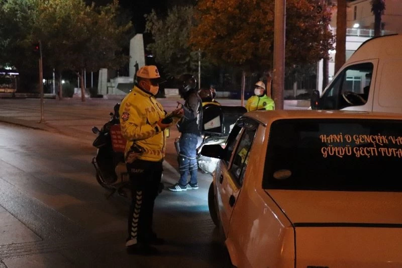 Sokağa çıkma kısıtlamasına uymayan 381 kişiye 349 bin cezai işlem uygulandı

