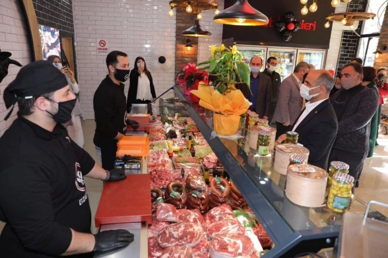 Başkan Söğüt, “Zor süreci esnafımızla birlikte atlatacağız”
