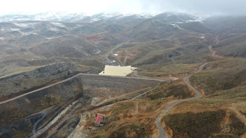 Konya Hadim Yarıcak Barajı su tutmaya başladı
