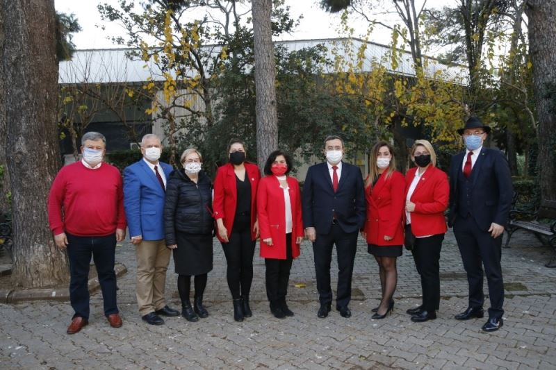 Konak Meclisinden kadın cinayetlerine kırmızı tepki
