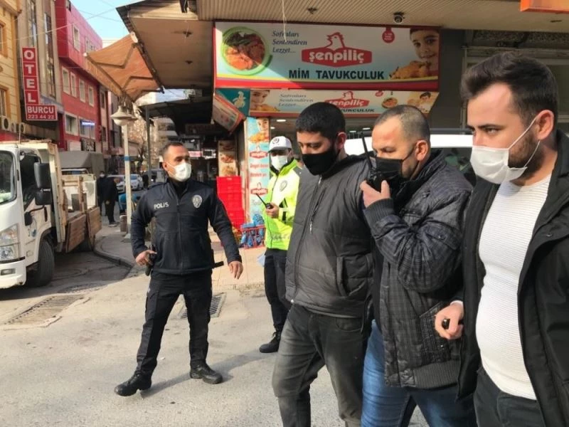 Cezaevi firarisini başkasının kimliğiyle polise yakalandı
