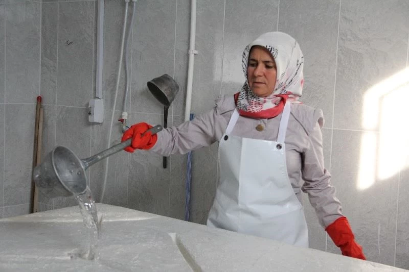 (Özel) Yakınları bile ondan korkup kaçıyor
