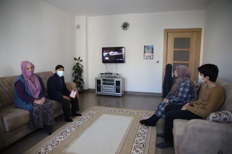 Evlerine kavuşan depremzedeler: 