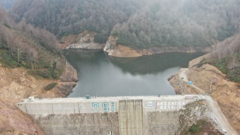 Akçakoca’nın su ihtiyacını karşılayan barajda su seviyesi yarıya düştü
