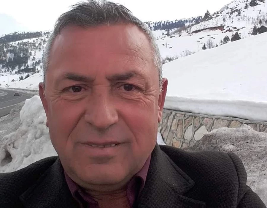 OSMANİYE’DE KAMYONET TAKLA ATTI: 1 ÖLÜ, 1 YARALI