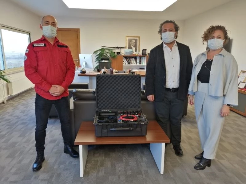 AKUT’un 4. sismik ve akustik dinleme cihazı Denizli ekibine bağışlandı
