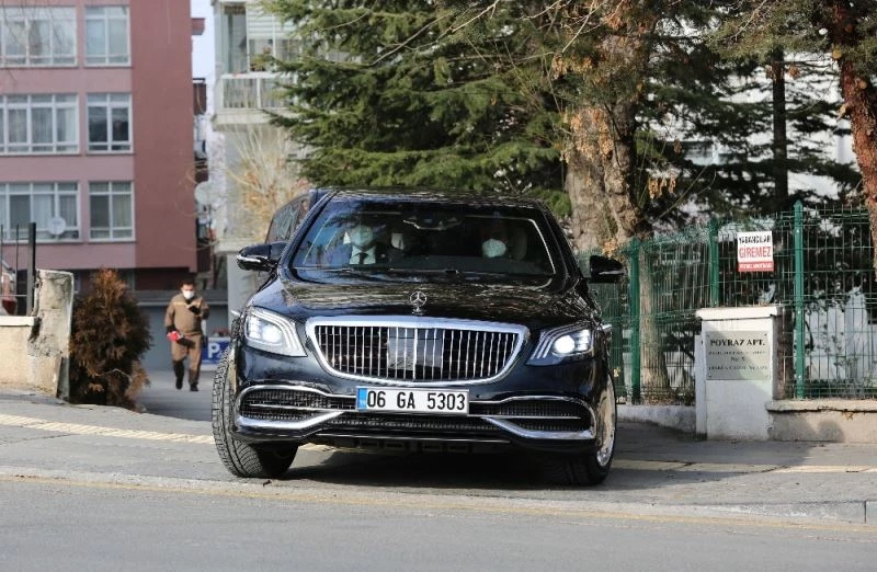 Cumhurbaşkanı Erdoğan, Oğuzhan Asiltürk’ü evinde ziyaret etti
