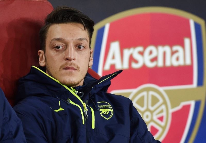 İngiltere’de gündem Mesut Özil: 