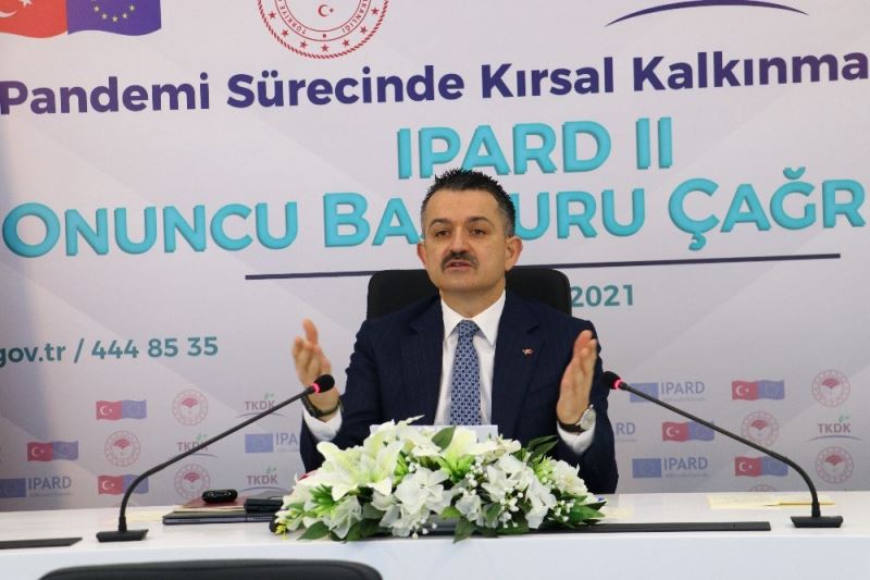 Bakan Pakdemirli: “1 milyar 125 milyon liralık hibe paketini üreticimize, yetiştiricimize, yatırımcımıza sunuyoruz”
