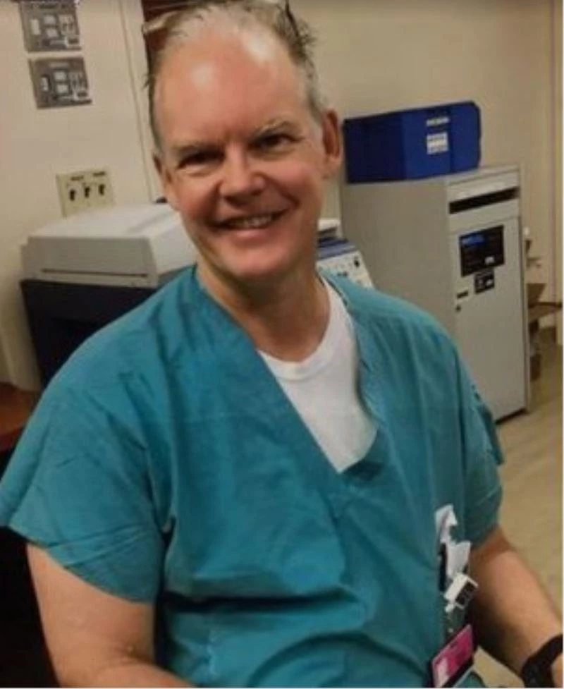 ABD’li doktor Pfizer aşısı yaptırdıktan 2 hafta sonra öldü
