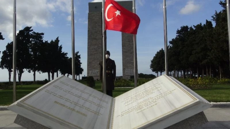 Gelibolu Yarımadası’nın tahliyesinin 105’nci yılı nedeniyle tören düzenlendi
