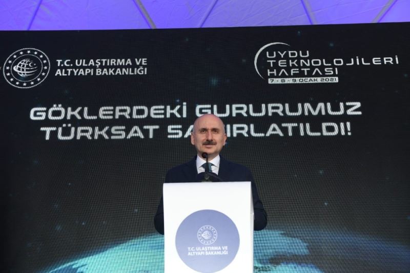 Bakan Karaismailoğlu: “Türksat 6A’nın üretimi, mühendislik modeli ile uçuş modelinin entegrasyon faaliyetleri eş zamanlı olarak devam etmektedir”
