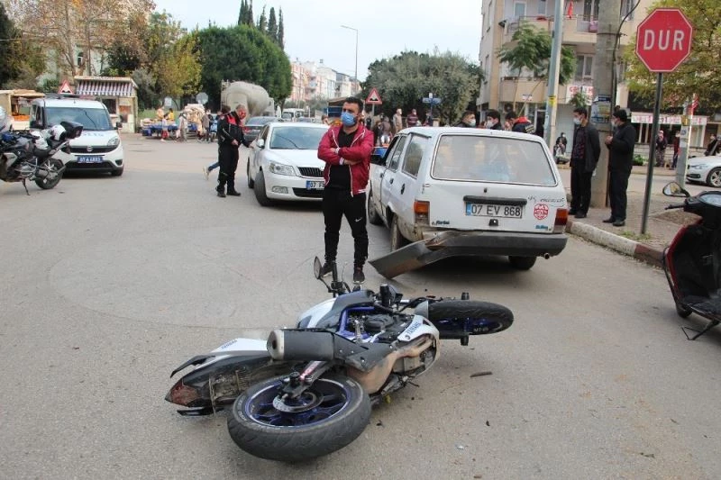 ’Dur’ ihtarına uymadılar, kaza yapınca yakalandılar
