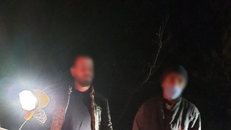 Far ile tavşan avlayan 4 şahsa ceza yazıldı
