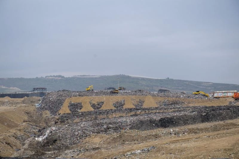 Mersin’de 6 ilçeyi aydınlatacak kadar çöpten elektrik üretiliyor
