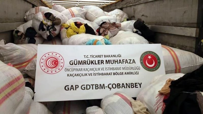 Çobanbey sınır kapısında giysi operasyonu
