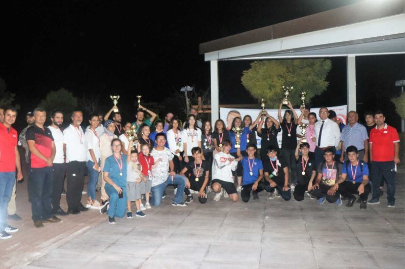 Gençlik Merkezi, ‘dart turnuvası’ ile kapılarını açtı
