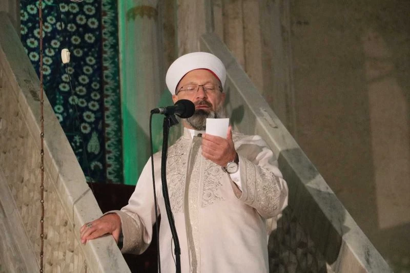 Diyanet İşleri Başkanı Erbaş: “Cami ve mescitlerimiz, Beytullah’tır yani Allah’ın evidir”
