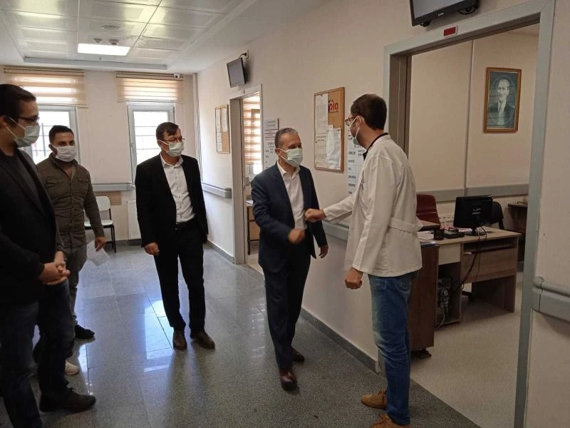 Yılmaz, Çilimli Entegre hastanesinde inceleme
