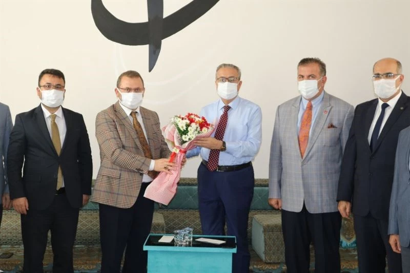 Vali Su, İl Müftüsü Kondi ile bir araya geldi
