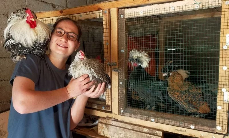 (Özel) 22 yaşındaki üniversiteli, hobisini ticarete dönüştürdü taleplere yetişemiyor
