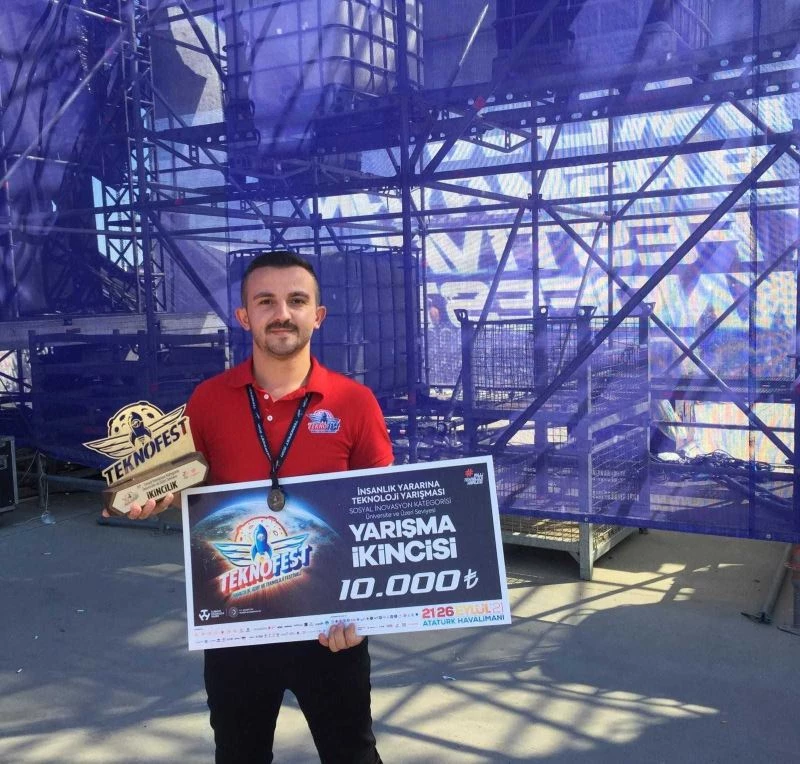 Eldivenmatik ile ikincilik ödülünün sahibi oldu
