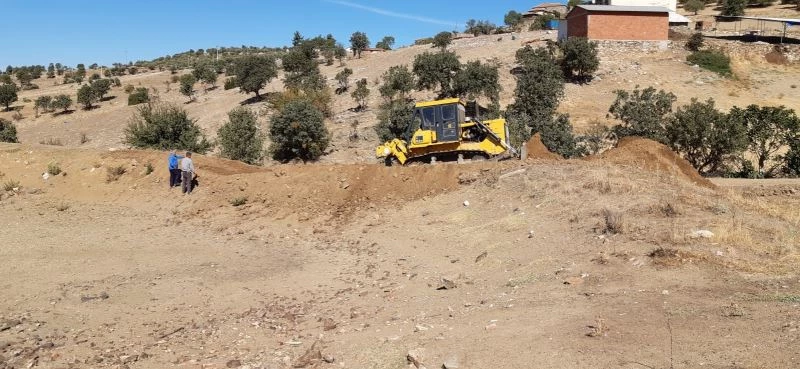 Köprübaşı göletlerinde temizlik çalışmaları sürüyor
