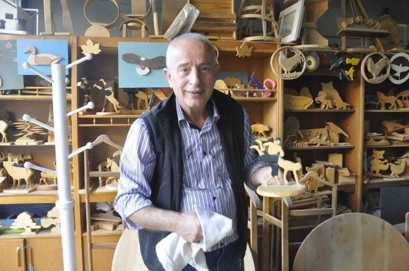 (Özel) Ağaç merakı ile ustalaştı
