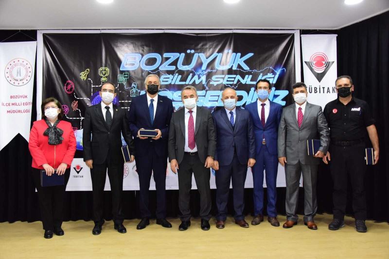 “Bozüyük Bilim Şenliği” başladı
