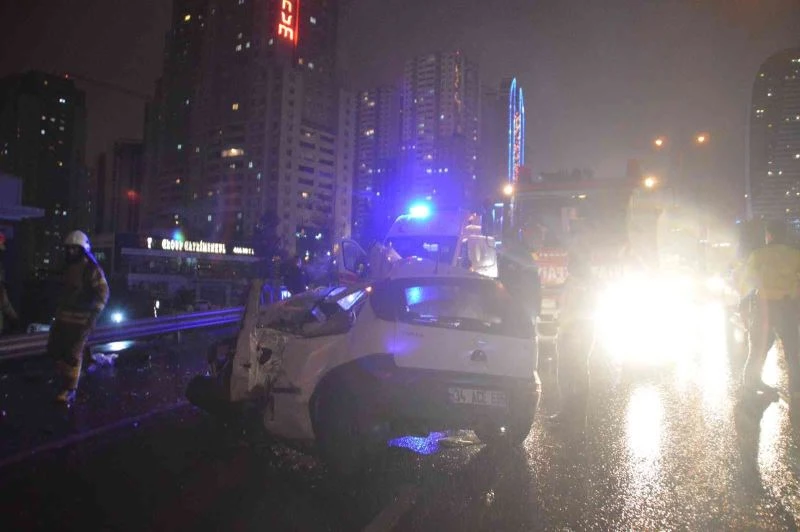 Haramidere bağlantı yolunda feci kaza: 1 ölü, 1 yaralı
