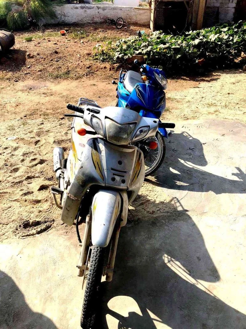Jandarma çalıntı motosikletleri buldu
