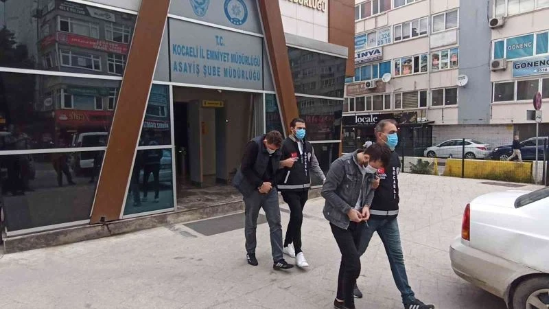 Sahte dekont yalanıyla çok sayıda kişiyi dolandırdılar
