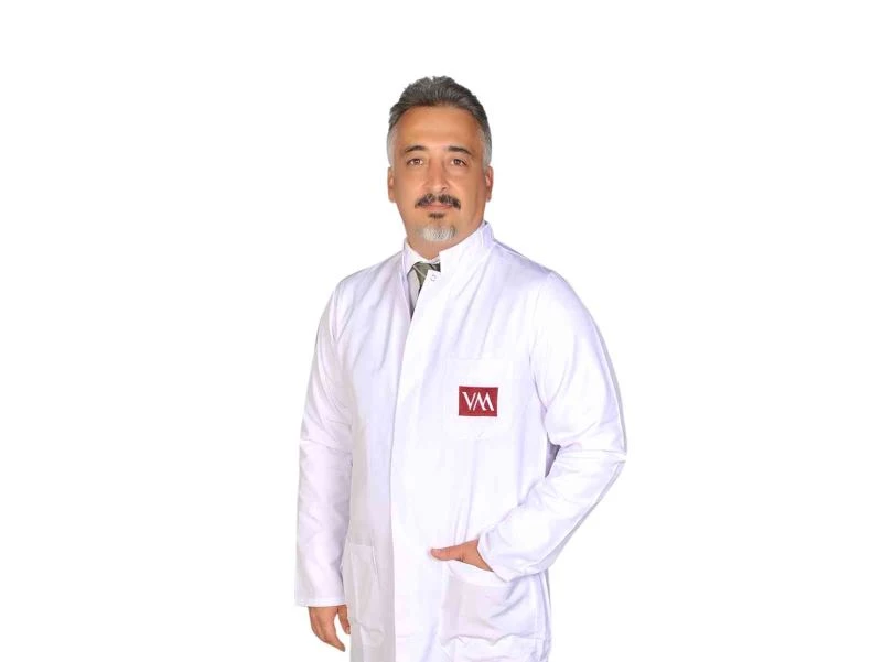 Prof. Dr. Çeliktaş: “Teknoloji ve spor yapmamak kamburluğu artırıyor”
